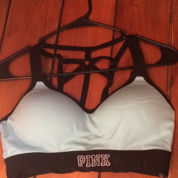 PINK Victoria's Secret Other - Victoria’s Secret sports bra 💙